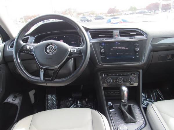 2019 VW Volkswagen Tiguan 2 0T SEL Premium suv Gray for sale in Santa Fe, NM – photo 2