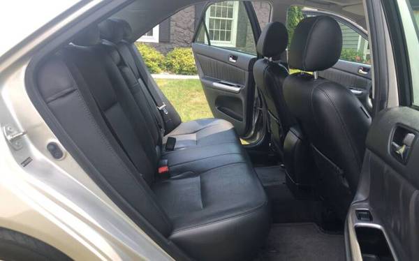 2006 TOYOTA CAMRY SE V6, HEATED LEATHER, 2 OWNER, EXTREMELY NICE CLEAN for sale in Vienna, WV – photo 17