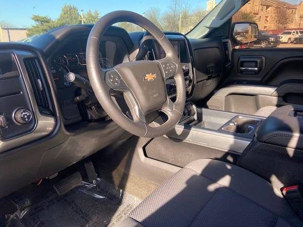 2017 Chevrolet Chevy Silverado 1500 Crew Cab LT Pickup 4D 5 3/4 ft for sale in Arlington, TX – photo 7
