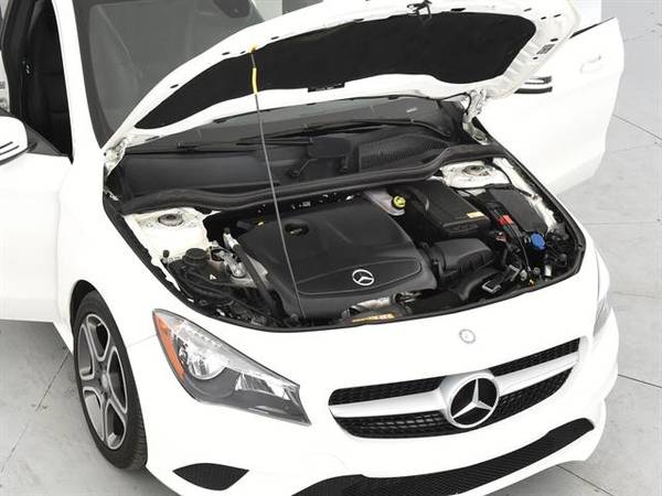 2014 Mercedes-Benz CLA-Class CLA 250 Coupe 4D coupe Off white - for sale in Arlington, District Of Columbia – photo 4