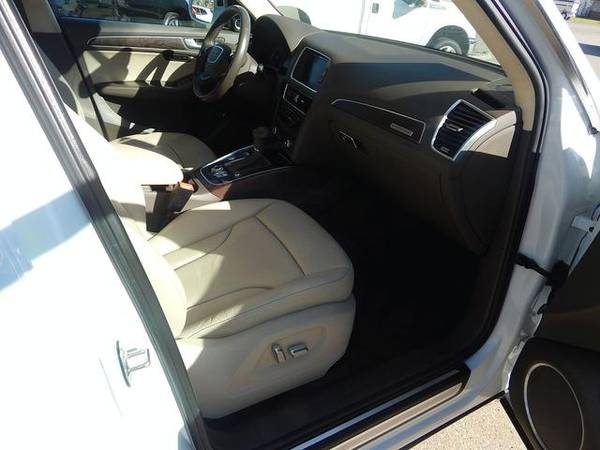 2015 Audi Q5 Premium Plus - - by dealer - vehicle for sale in Johnston, IA – photo 20