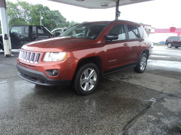 2012 JEEP COMPASS SPORT 2 4L I4 CVT 4X4 4-DOOR SUV LOW MILES - cars for sale in Indianapolis, IN