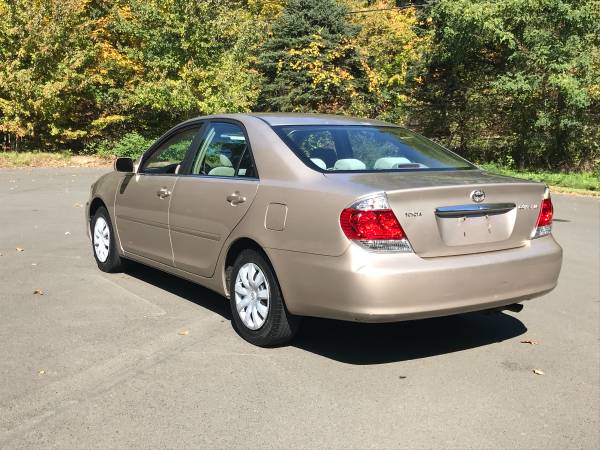 2005 Toyota Camry LE Sedan - - by dealer - vehicle for sale in Bolton, CT – photo 3