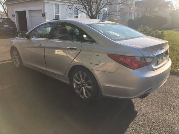 2012 Hyundai Sonata Loaded - cars & trucks - by owner - vehicle... for sale in Dresher, PA – photo 4