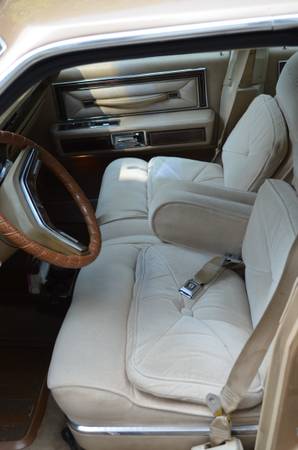 1979 Lincoln Town Car - cars & trucks - by owner - vehicle... for sale in Cincinnati, OH – photo 16