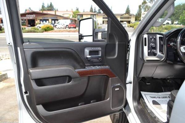 2016 GMC Sierra 2500 SLT Crew Cab Z71 4x4 Premium Plus Package for sale in Citrus Heights, NV – photo 13