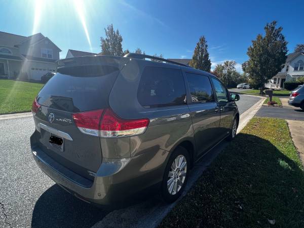 Toyota Sienna Limted AWD 2011 for sale in Newark, DE – photo 6