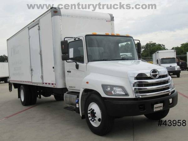 2016 Hino Trucks 268 REGULAR CAB WHITE GO FOR A TEST DRIVE! - cars &... for sale in Grand Prairie, TX – photo 3