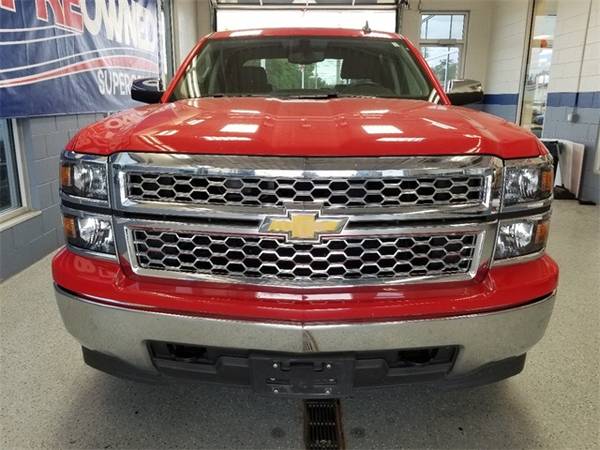 2015 Chevy *Chevrolet* *Silverado* *1500* LT pickup Victory Red for sale in Waterford Township, MI – photo 6