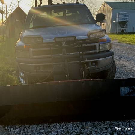 2000 Dodge truck for sale in Maysville, MO