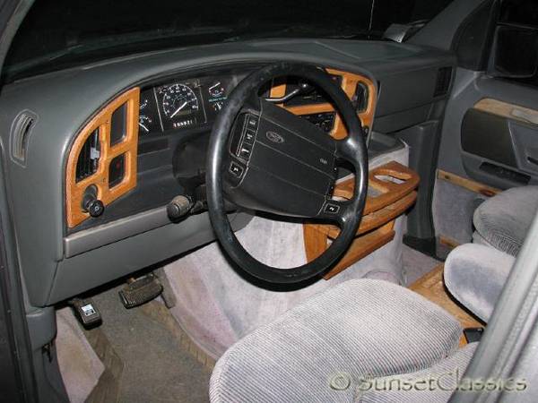 1993 Ford Econoline Special Edition Econoline Conversion Van - cars... for sale in Saint Paul, MN – photo 9