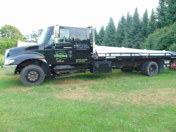 2005 International 4300 Rollback Tow Truck - - by for sale in Antigo, WI – photo 3