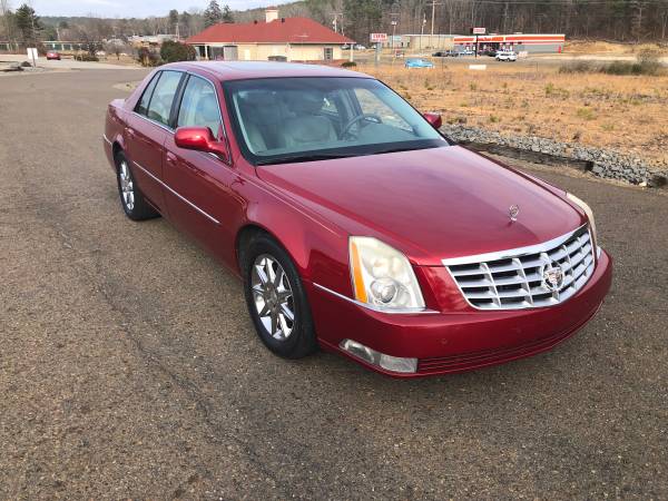 2011 Cadillac DTS Only 89k miles Very sharp Village owned - cars for sale in Hot Springs Village, AR – photo 8