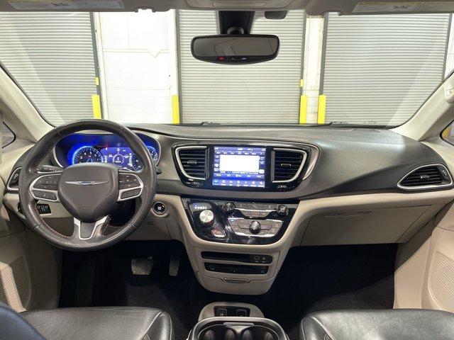 2020 Chrysler Pacifica Touring-L Plus for sale in Phoenix, AZ – photo 13