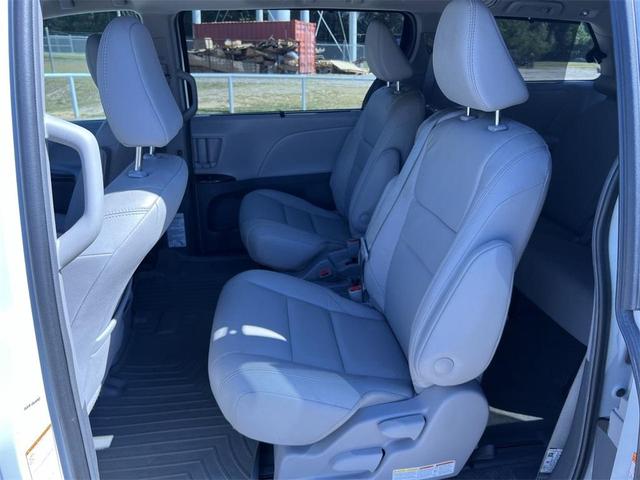 2019 Toyota Sienna XLE for sale in Picayune, MS – photo 25