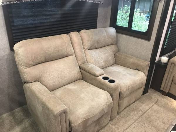 2018 JAYCO 34RSBS JAY FLIGHT for sale in Cross Plains, WI – photo 17