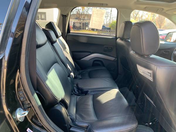 2007 Mitsubishi Outlander XLS - cars & trucks - by dealer - vehicle... for sale in Streamwood, IL – photo 13