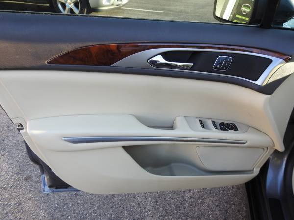 * Sunroof * 2014 Lincoln MKZ Sedan for sale in NOBLESVILLE, IN – photo 11