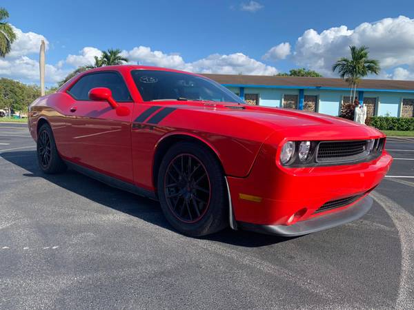2014 DODGE CHALLENGER R/T /LEATHER/ CUSTOM WHEELS/ NEW TYRES - cars... for sale in Hollywood, FL – photo 3