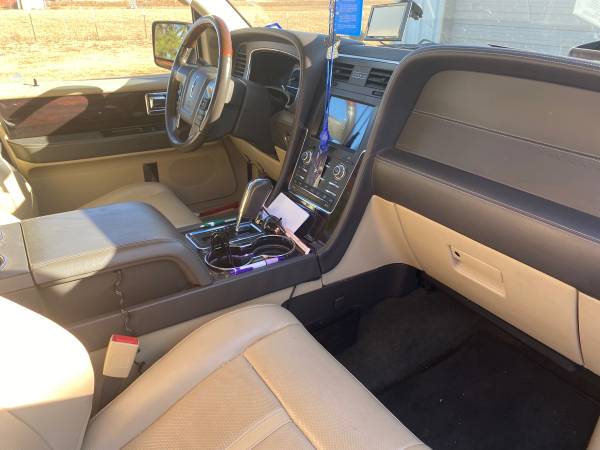 2017 Lincoln Navigator for sale in Levelland, TX – photo 6