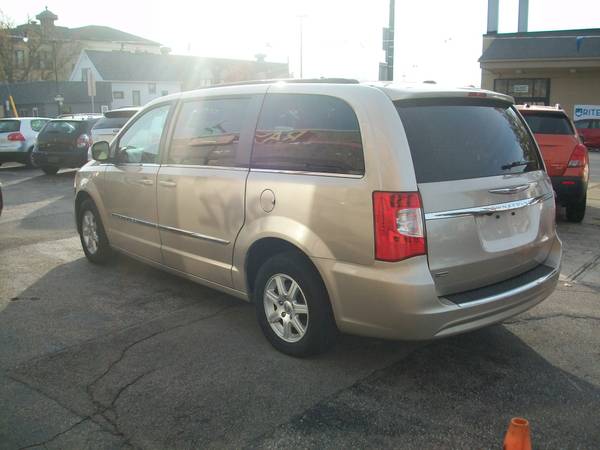 2013 Chrysler Town & Country - All Credit Accepted Financing... for sale in Buffalo, NY – photo 4