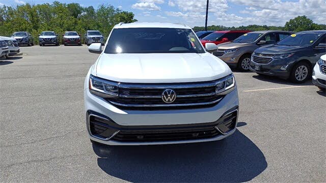 2021 Volkswagen Atlas Cross Sport V6 SE R-Line with Technology FWD for sale in Lindenhurst, IL – photo 8