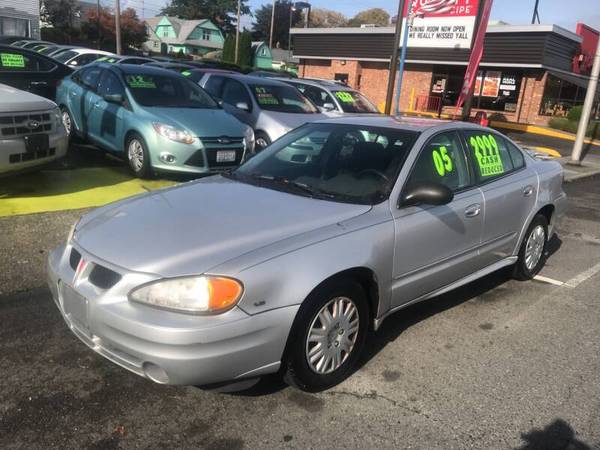 2005 PONTIAC GRAND AM LOW MILES -- IN HOUSE FINANCING AVAILABLE !!!... for sale in Everett, WA