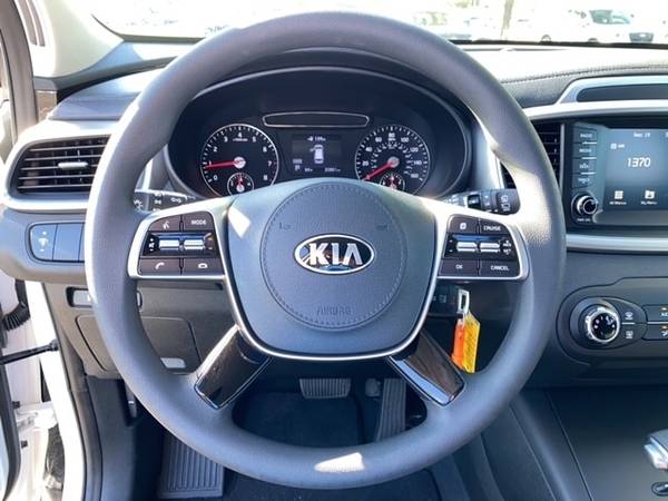 2020 Kia Sorento 2 4L - - by dealer - vehicle for sale in Georgetown, TX – photo 16