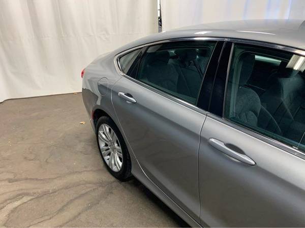 2015 Chrysler 200 Limited sedan Billet Silver Metallic Clearcoat -... for sale in Merrillville, IL – photo 7