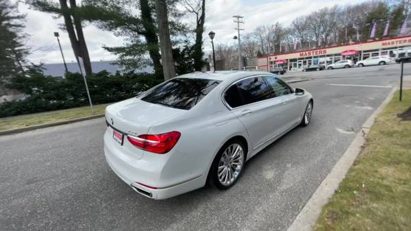 2019 BMW 750i xDrive - - by dealer - vehicle for sale in Great Neck, NY – photo 20