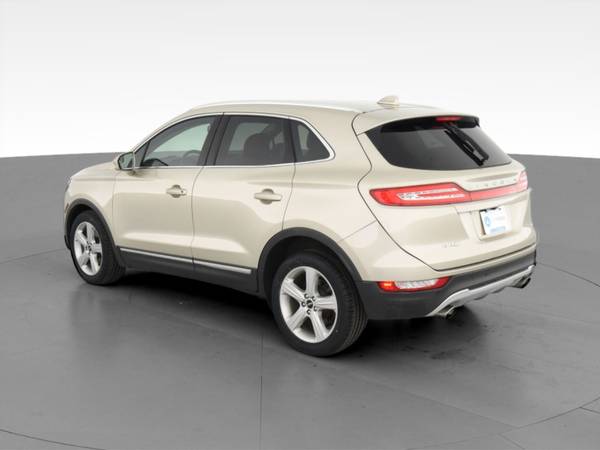 2017 Lincoln MKC Premiere Sport Utility 4D suv Gold - FINANCE ONLINE... for sale in Chaska, MN – photo 7
