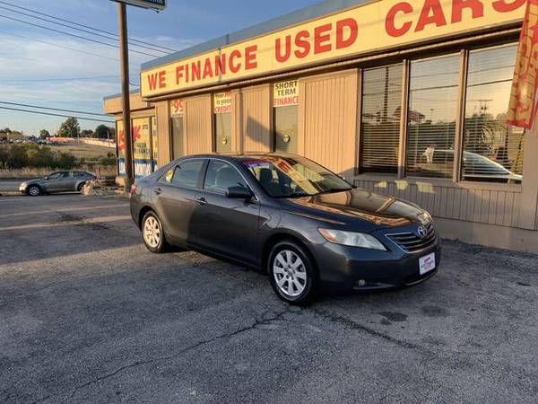 2009 Toyota Camry XLE Sedan 4D - - by dealer - vehicle for sale in Raytown, MO