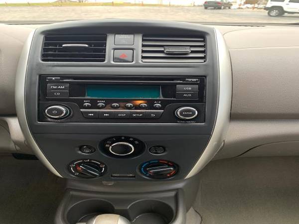 2015 Nissan Versa 1.6 S 5M - cars & trucks - by dealer - vehicle... for sale in Jopin, MO – photo 9