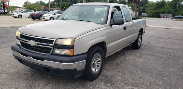 chevy silverado 1500 Extended Cab LS 2007 - cars & trucks - by... for sale in Indianapolis, IN – photo 8