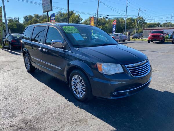 2013 Chrysler Town Country 4dr Wgn Touring-L - - by for sale in Louisville, KY – photo 3