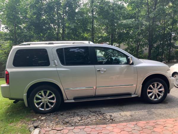 Great deal!! Infiniti QX 56 great condition every possible option for sale in Great Neck, NY – photo 12
