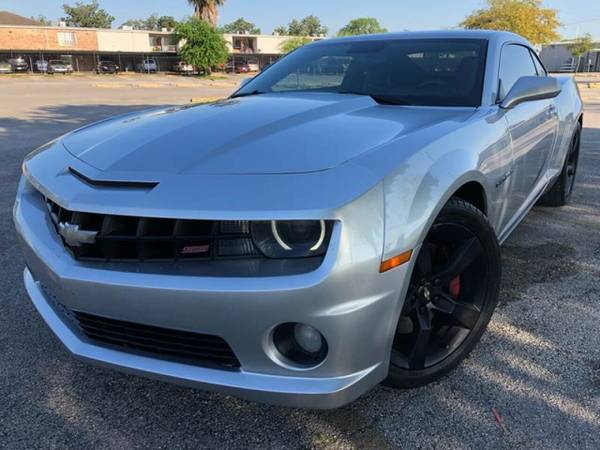 CHEVROLET CAMARO SS--2011--6.2L V8 MANUAL TRANSM NEED X SPEED CLEAN TI for sale in Houston, TX