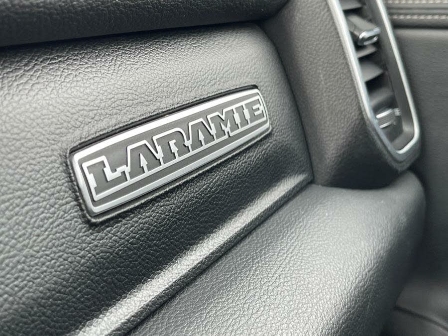 2019 RAM 1500 Laramie Crew Cab 4WD for sale in Darien, WI – photo 16