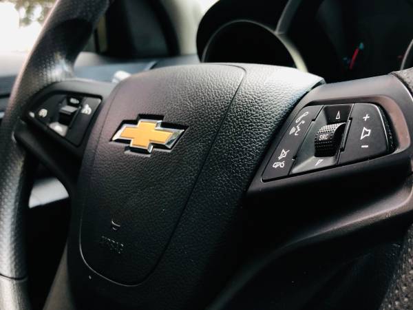 2015 Chevrolet Cruze LT w/1LT Sedan 4D FWD 24,969 Miles ONLY! LIKE NEW for sale in Southfield, MI – photo 14