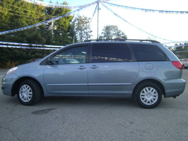 2006 Toyota Sienna LE for sale in Wautoma, WI – photo 12