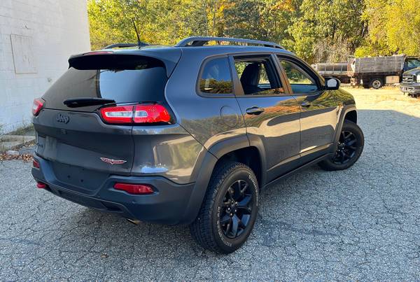 2018 Jeep Cherokee Trailhawk 4WD - - by dealer for sale in Raynham, MA – photo 5