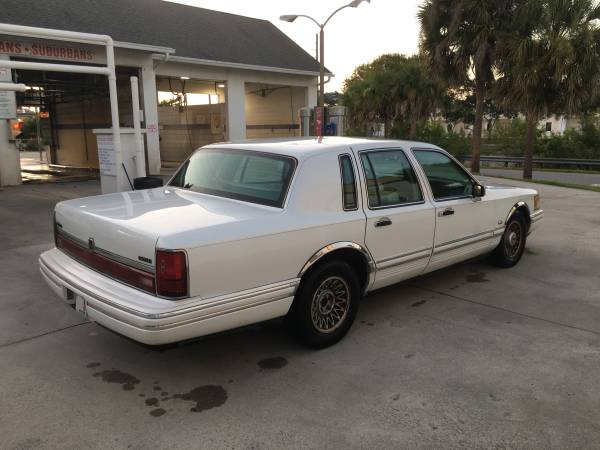 1994 Lincoln Town Car for sale in Vero Beach, FL – photo 4