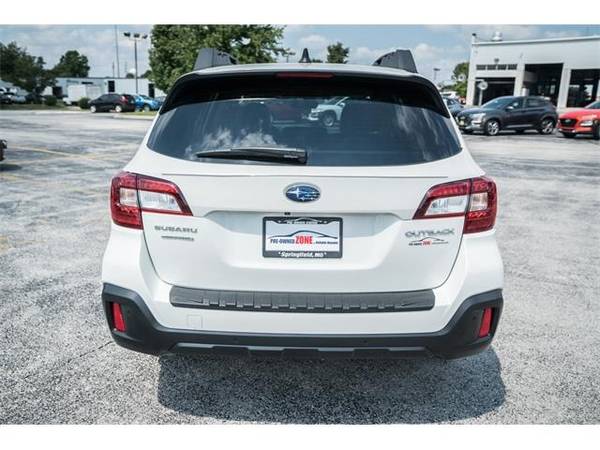 2018 Subaru Outback wagon 2.5i - Subaru Crystal White Pearl for sale in Springfield, MO – photo 6