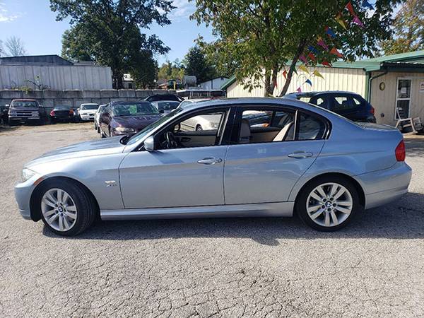 2011 BMW 3 Series 335i xDrive - - by dealer - vehicle for sale in Fenton, MO – photo 8