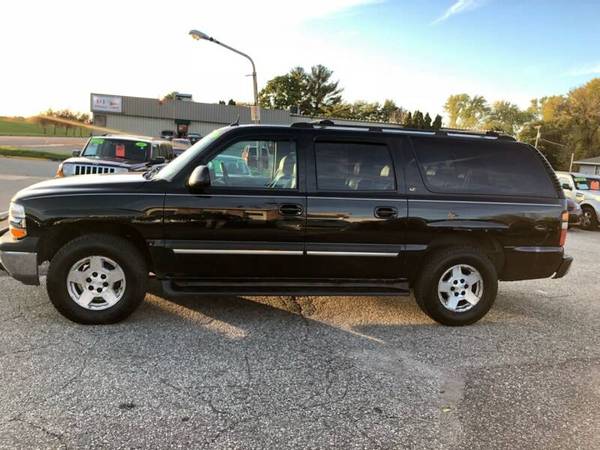 2005 Chevrolet Suburban 1500 LT 4WD 4dr SUV 168472 Miles for sale in Portage, WI – photo 4