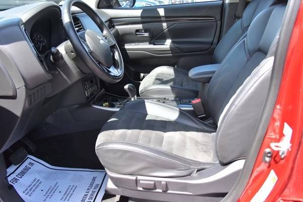 2019 Mitsubishi Outlander SE Sport Utility 4D SUV for sale in Los Banos, CA – photo 15