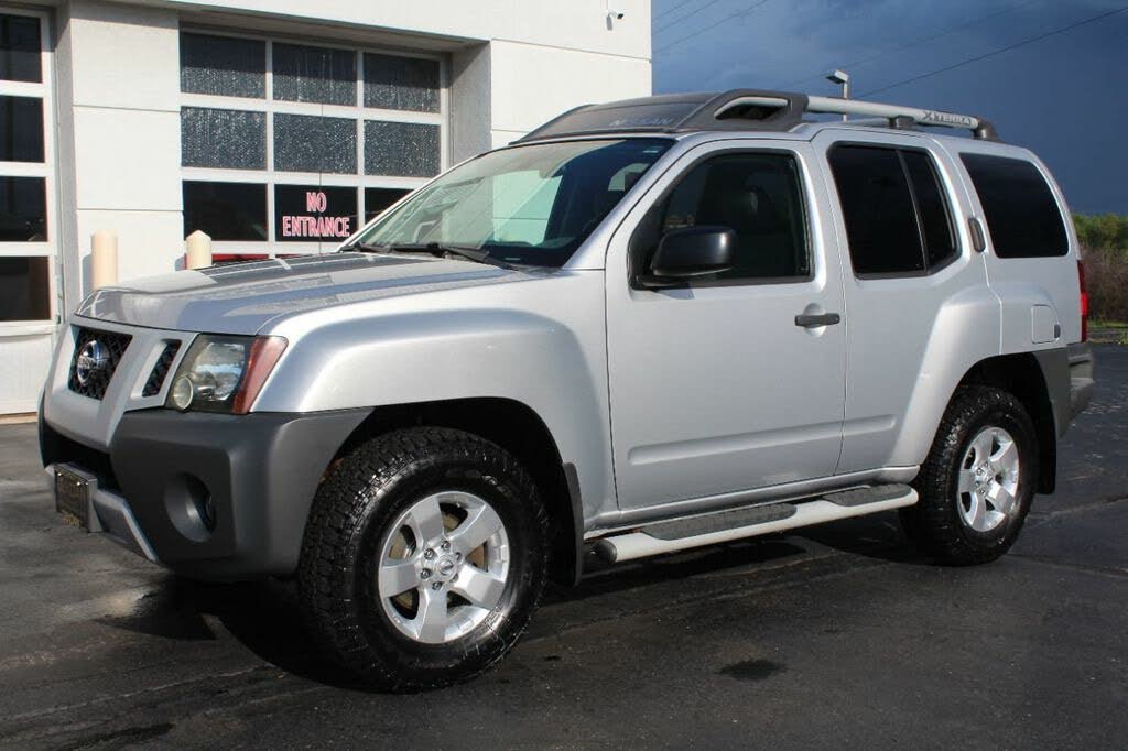 2010 Nissan Xterra S 4WD for sale in milwaukee, WI – photo 17