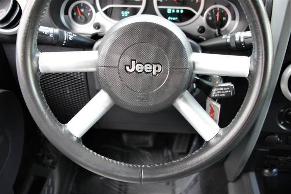 * 2010 JEEP WRANGLER SAHARA UNLIMITED 4X4 * 94k Auto Lifted Clean Fax for sale in Hampstead, ME – photo 14