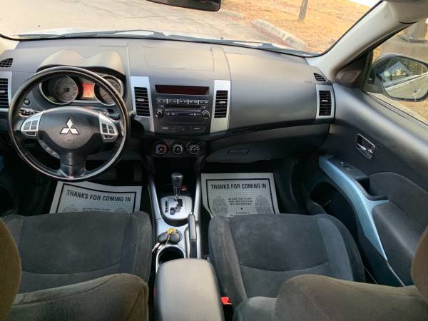2009 Mitsubishi Outlander - cars & trucks - by owner - vehicle... for sale in San Antonio, TX – photo 5