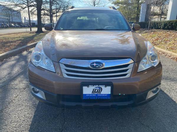 2011 Subaru Outback 2 5i Premium AWD 4dr Wagon 6M for sale in Hasbrouck Heights, NJ – photo 4